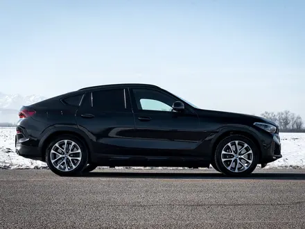 BMW X6 2021 года за 35 000 000 тг. в Алматы – фото 7