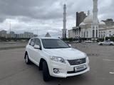 Toyota RAV4 2012 года за 8 000 000 тг. в Астана – фото 2