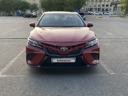 Toyota Camry 2019 года за 12 880 000 тг. в Шымкент – фото 3