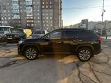 Toyota RAV4 2021 годаүшін18 300 000 тг. в Караганда