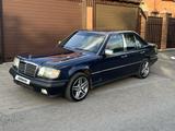Mercedes-Benz E 200 1994 годаүшін1 300 000 тг. в Караганда – фото 5
