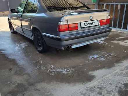 BMW 525 1991 года за 2 300 000 тг. в Шелек – фото 2