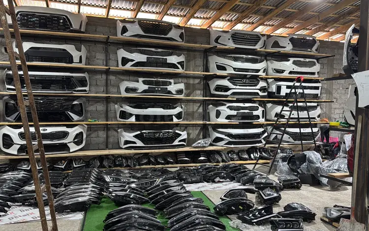 Бампер, капот, крыло, фара, дверь за 5 500 тг. в Усть-Каменогорск