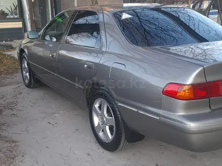 Toyota Camry 2001 года за 4 400 000 тг. в Шымкент – фото 3