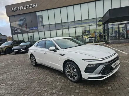 Hyundai Sonata 2024 года за 15 100 000 тг. в Караганда