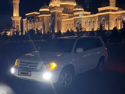 Toyota Highlander 2003 года за 5 500 000 тг. в Шымкент