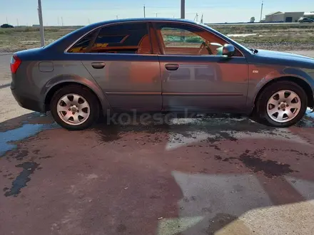 Audi A4 2002 года за 3 000 000 тг. в Атырау – фото 4