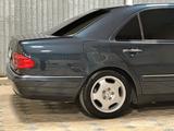 Mercedes-Benz E 280 1999 годаүшін4 200 000 тг. в Кызылорда – фото 2