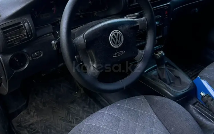 Volkswagen Passat 1997 года за 1 450 000 тг. в Шымкент