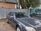 Mercedes-Benz S 320 1999 годаүшін4 100 000 тг. в Актобе – фото 5