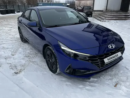 Hyundai Elantra 2023 года за 9 900 000 тг. в Караганда – фото 5