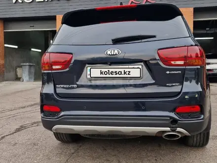 Kia Sorento 2019 года за 13 500 000 тг. в Алматы – фото 4