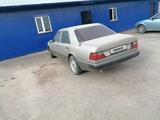 Mercedes-Benz E 230 1989 года за 550 000 тг. в Алматы