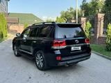 Toyota Land Cruiser 2017 годаүшін31 000 000 тг. в Алматы – фото 5