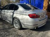 BMW 528 2011 годаүшін8 800 000 тг. в Караганда – фото 3