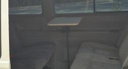 Volkswagen Caravelle 1997 года за 6 000 000 тг. в Щучинск – фото 4
