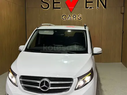 Mercedes-Benz V-Class, 2015