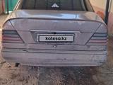 Mercedes-Benz E 220 1993 года за 1 000 000 тг. в Туркестан – фото 2