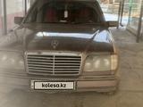 Mercedes-Benz E 220 1993 года за 1 000 000 тг. в Туркестан