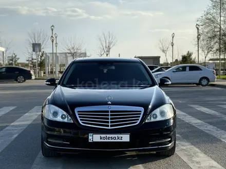 Mercedes-Benz S 550 2006 года за 8 200 000 тг. в Туркестан – фото 2