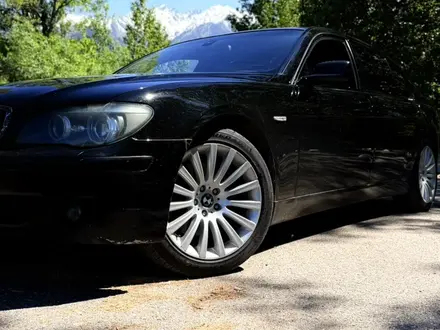 BMW 750 2007 года за 4 500 000 тг. в Алматы