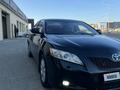 Toyota Camry 2006 года за 4 000 000 тг. в Атырау – фото 9