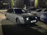 Mercedes-Benz E 320 1998 годаүшін4 350 000 тг. в Актобе – фото 5