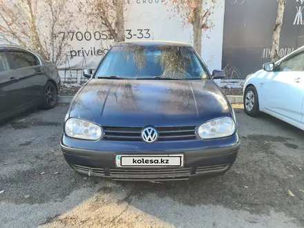 Volkswagen Golf 2001 года за 1 800 000 тг. в Алматы