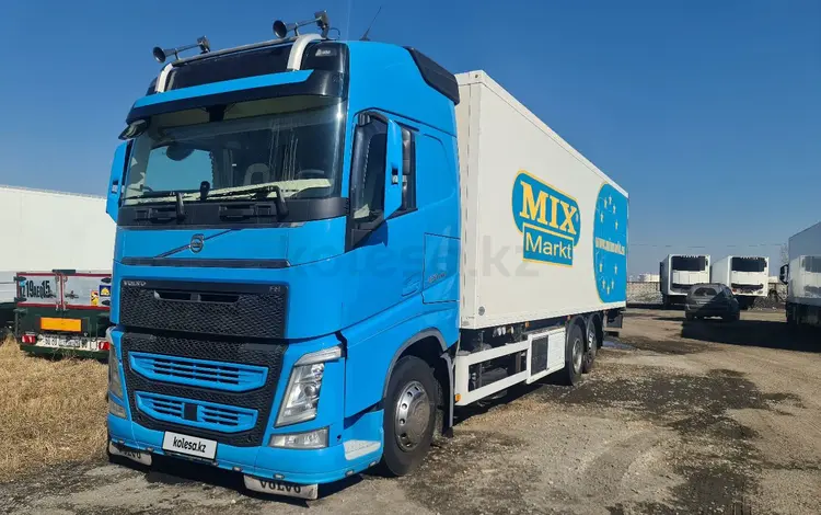 Volvo  F-Series 2015 годаfor49 500 000 тг. в Петропавловск