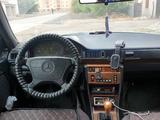 Mercedes-Benz E 200 1992 годаfor1 100 000 тг. в Караганда – фото 4