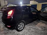 Hyundai Solaris 2014 годаүшін3 200 000 тг. в Атырау – фото 2
