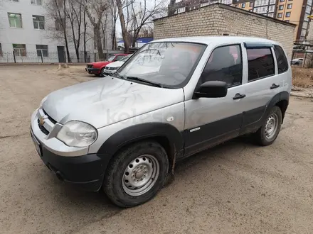 Chevrolet Niva 2012 года за 2 300 000 тг. в Уральск – фото 3