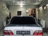Mercedes-Benz E 320 2001 годаүшін3 200 000 тг. в Актау
