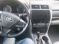 Toyota Camry 2016 года за 5 500 000 тг. в Уральск – фото 7