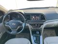 Hyundai Elantra 2018 года за 8 700 000 тг. в Шымкент – фото 14