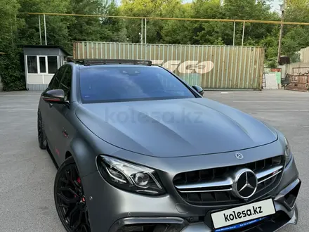 Mercedes-Benz E 63 AMG 2018 года за 43 000 000 тг. в Алматы – фото 3