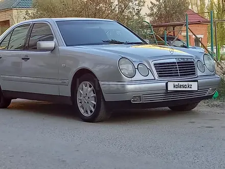 Mercedes-Benz E 240 1998 года за 4 500 000 тг. в Кызылорда – фото 4