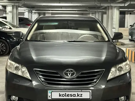 Toyota Camry 2006 года за 6 600 000 тг. в Алматы – фото 2