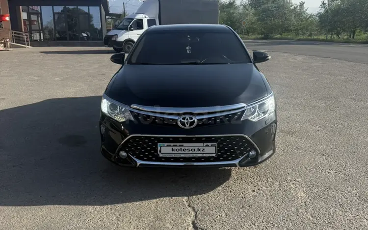 Toyota Camry 2015 года за 10 500 000 тг. в Алматы