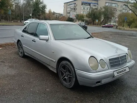 Mercedes-Benz E 280 1996 года за 2 600 000 тг. в Алматы – фото 3