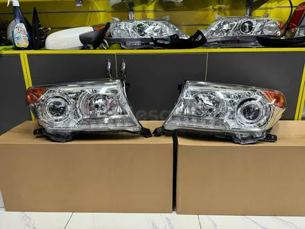 Land Cruiser 200 2012-2015 фары за 110 000 тг. в Шымкент