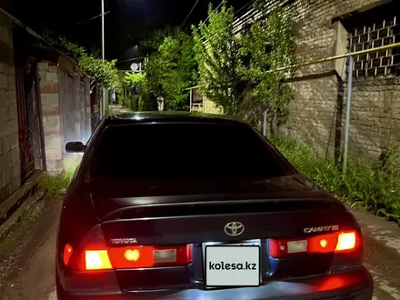 Toyota Camry 1997 года за 2 400 000 тг. в Алматы – фото 6