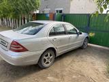 Mercedes-Benz C 180 2000 годаүшін1 800 000 тг. в Актобе – фото 4