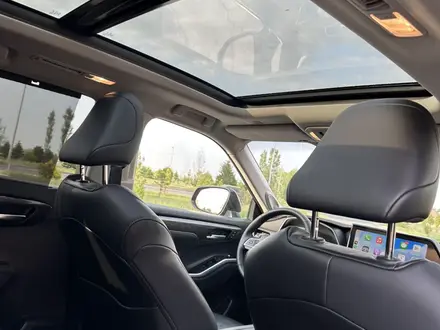 Toyota Highlander 2023 года за 35 000 000 тг. в Алматы – фото 12