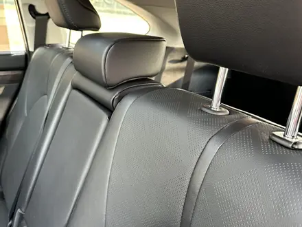 Toyota Highlander 2023 года за 35 000 000 тг. в Алматы – фото 19