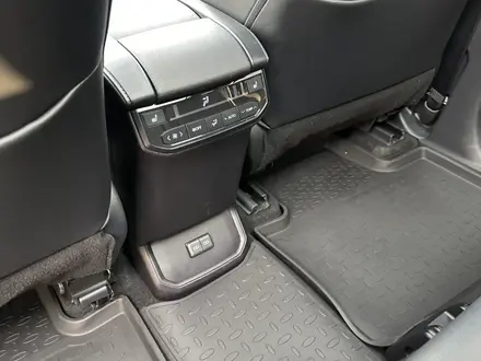 Toyota Highlander 2023 года за 35 000 000 тг. в Алматы – фото 20