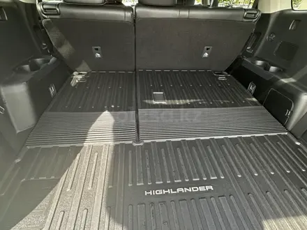 Toyota Highlander 2023 года за 35 000 000 тг. в Алматы – фото 48