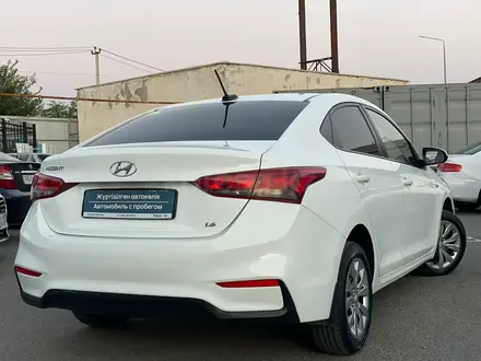 Hyundai Accent 2019 года за 6 490 000 тг. в Шымкент – фото 4