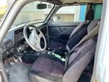 ВАЗ (Lada) Lada 2121 2014 года за 2 100 000 тг. в Атырау – фото 4