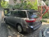 Toyota Sienna 2017 года за 13 500 000 тг. в Алматы – фото 2